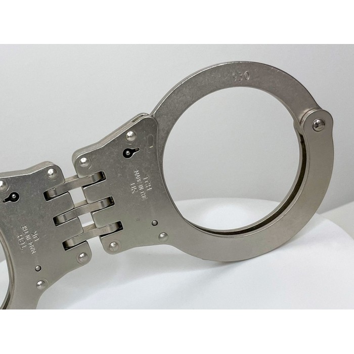 Lightweight Superior Hinge Handcuffs