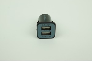 Chargeur USB pour l'auto DOUBLE